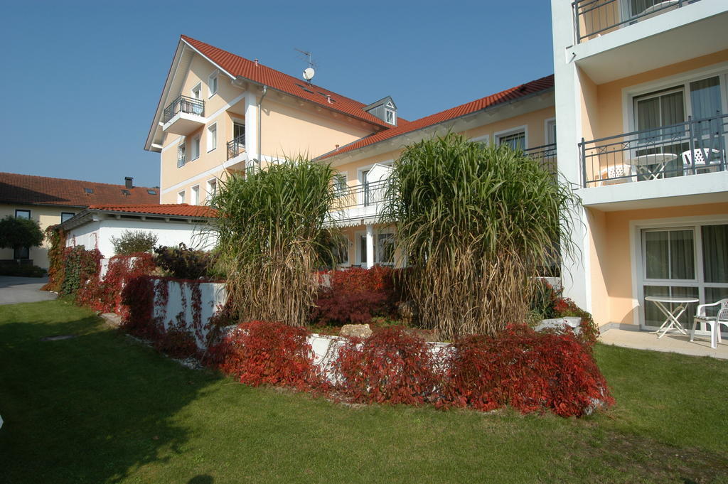 Vallaster Appartements Bad Füssing Exteriör bild